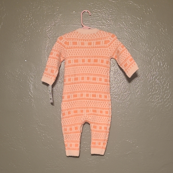 Carter's Peach Geometric Kids One Piece 9 Months NWT Button Closure - Picture 2 of 7